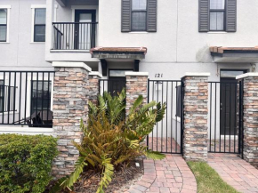 Balmoral Resort-121KB townhouse
